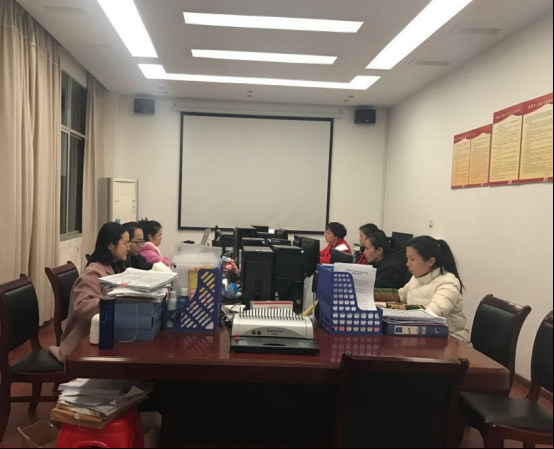 1515382732970354.jpg 朝陽與雄鷹齊飛,實訓與申高同行430.jpg